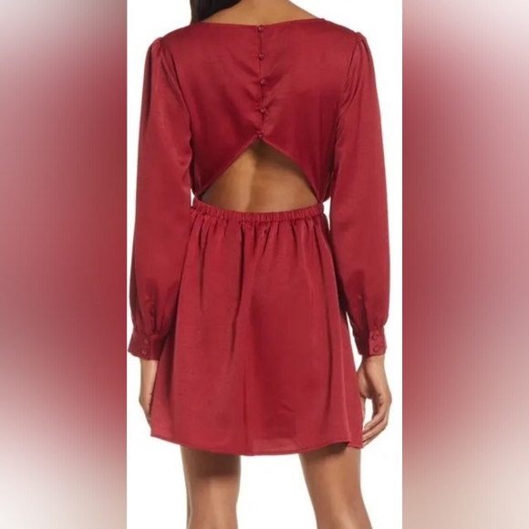 LOST + WANDER Emerald Eyes Long Sleeve Mini Dress Burgundy Size Small 2 - 4 NWT - Picture 3 of 12